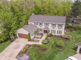 19737 Misty Lake Dr, Strongsville, OH