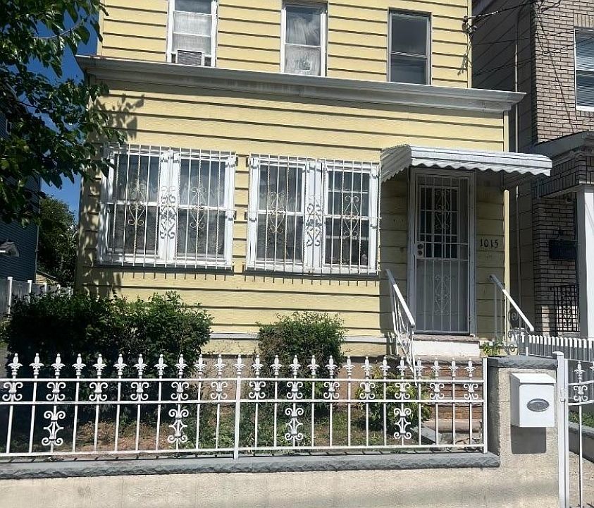 1st image of 1013-1015 Laura St