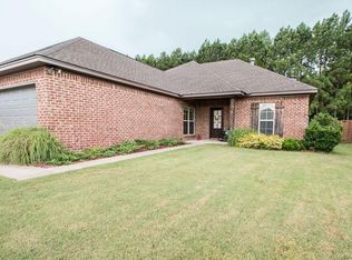 152 Hearth Haven Dr, Wetumpka, AL 36092