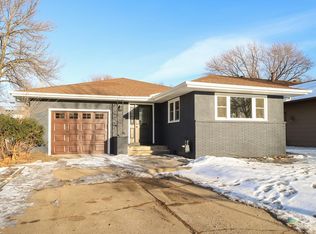 7317 Clinton Ave, Minneapolis, MN 55423