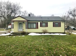 45781 Harris Rd, Belleville, MI 48111