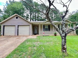 556 Sherwood Grn, Stone Mountain, GA 30087