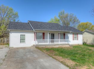 204 S Smith St, Alba, MO 64830