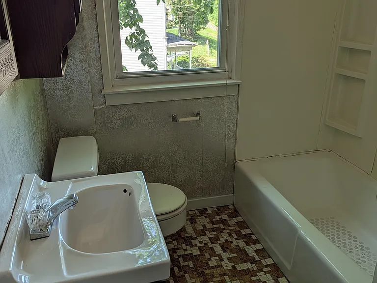 1253 Chartiers Ave #2 — Photo 12