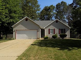 30027 Sugar Pine Dr, Elkhart, IN 46514