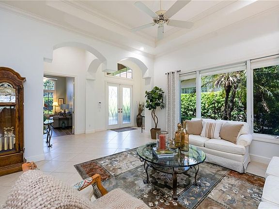 5th image of 840 Villa Florenza DR