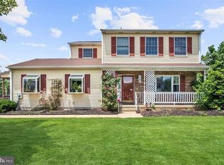 23 Colosseum Dr, Mantua, NJ 08051