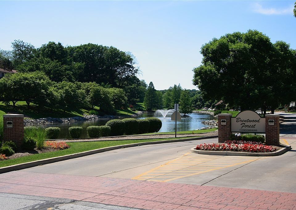 Entry to Brentwood Forest