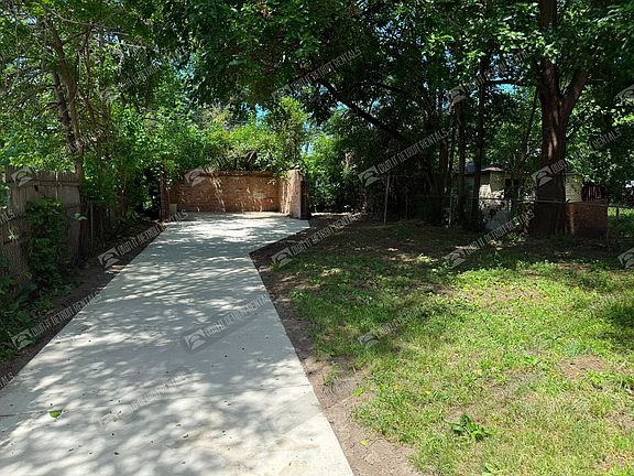 4th image of 19263 Conley St