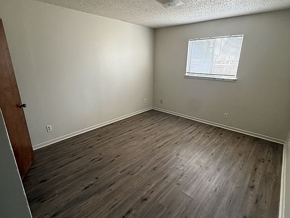 2nd image of 703 N Gilmer St #107