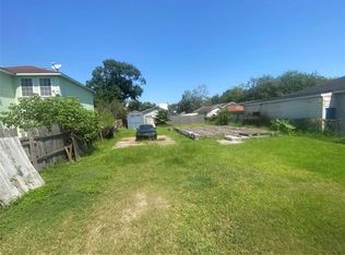 9223 E Avenue P, Houston, TX 77012