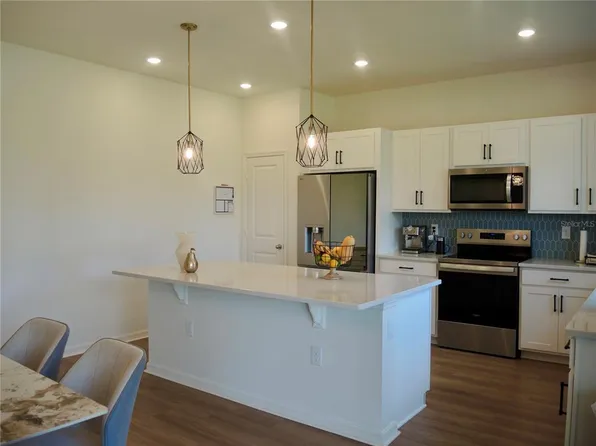 3366 Sanctuary Dr, Clermont, FL 34714