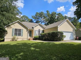 104 Meadow Wood Dr, Macon, GA