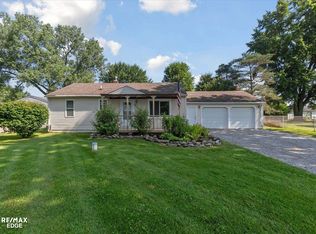 4503 Marlborough Dr, Flint, MI 48506