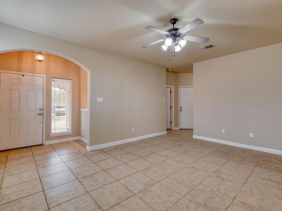 3rd image of 194 Cold Spg