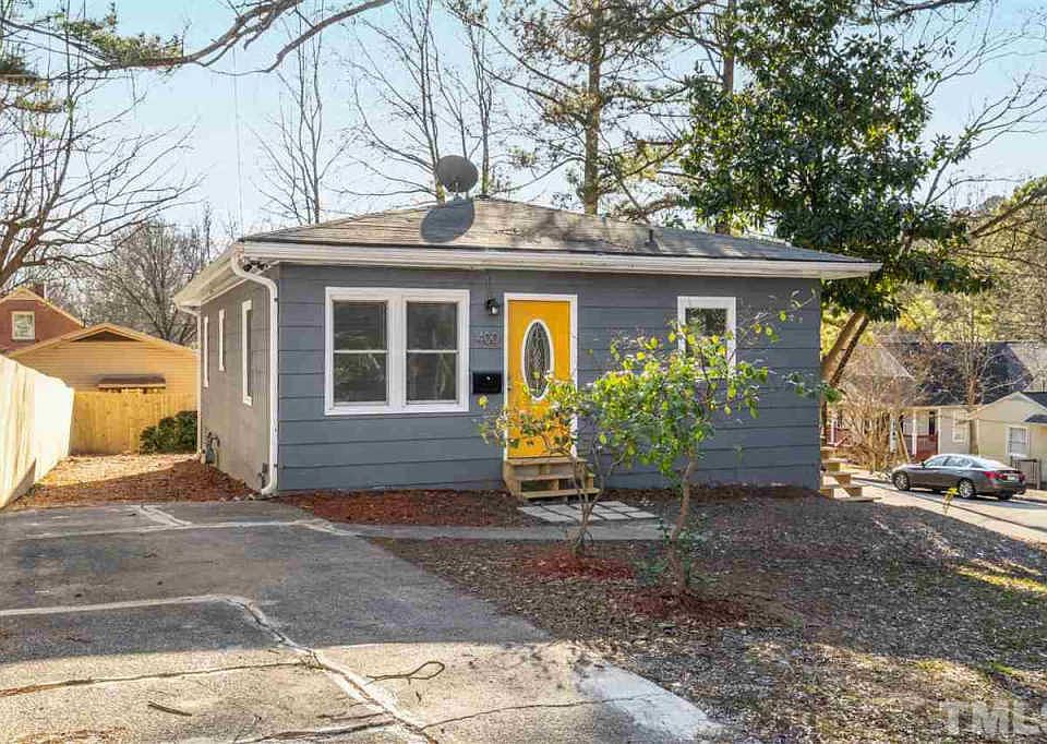 1st image of 400 Columbia Ave