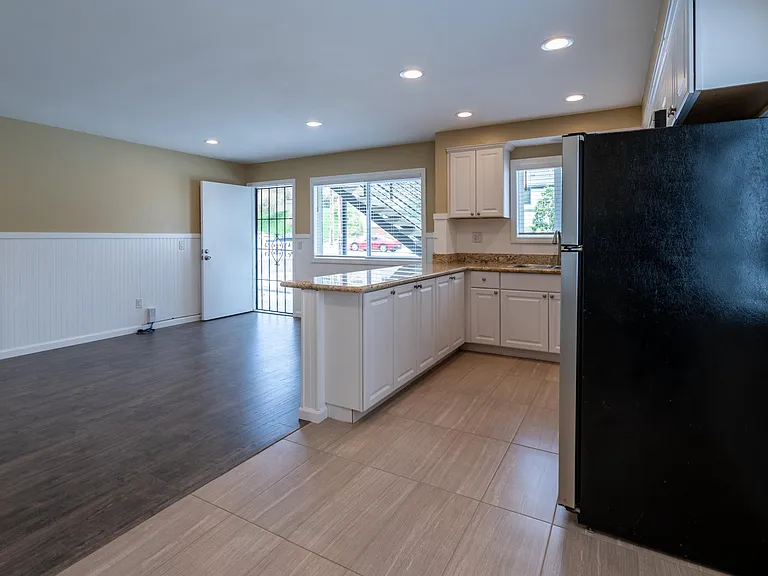 3466 Reynard Way — Photo 5