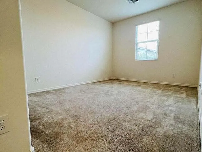3836 E Stiles Ln — Photo 10