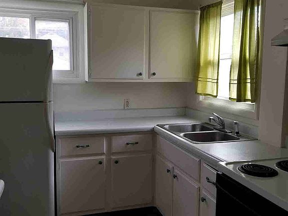 5th image of 2156 6th Street Ct