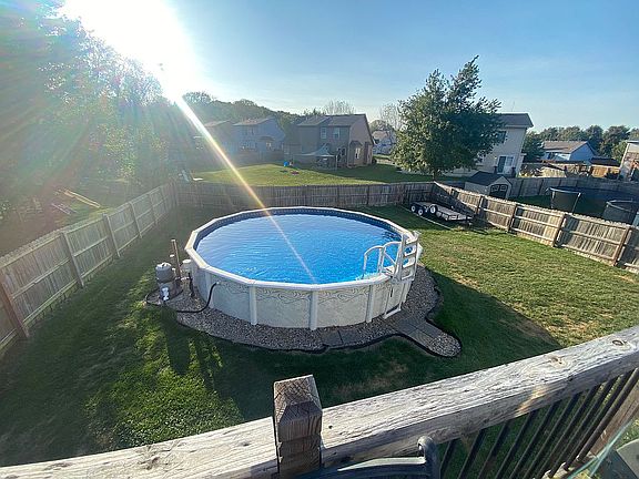 2nd image of 1308 S Osage Village Ct