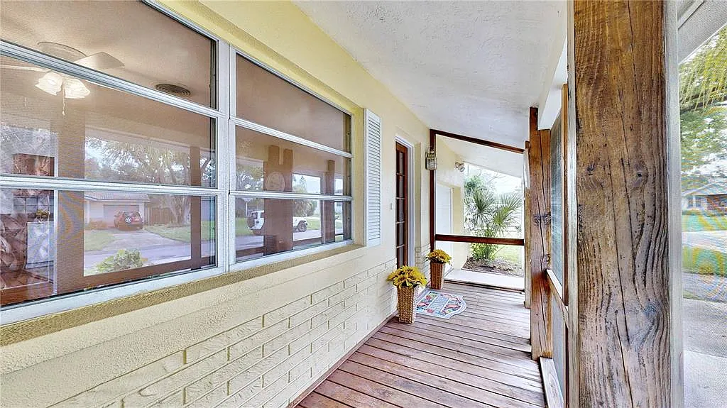 2 bed, 1.0 bath, 960 sqft, $2,200 — Photo 4