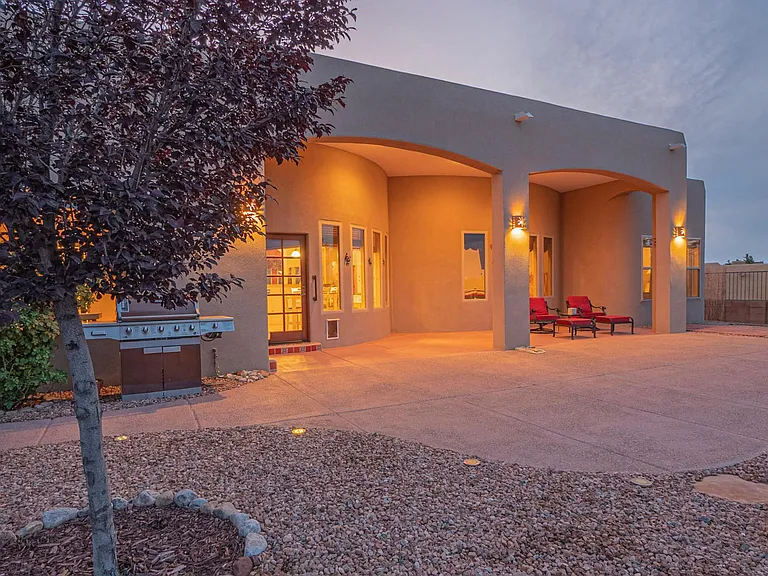 3106 Octavia Ct NE — Photo 15