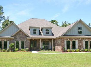 24786 Knollwood Dr, Pass Christian, MS 39571