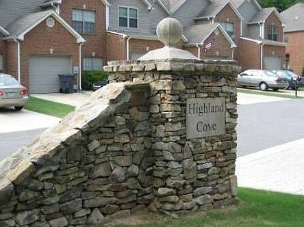 1st image of 440 Highland Cove Dr