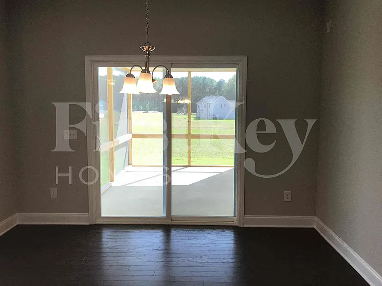 84 Waterpine Dr — Photo 8