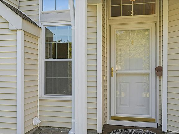 4th image of 415 Leisure Drive #415