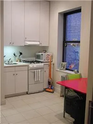 Rented by AJ Clarke | media 6