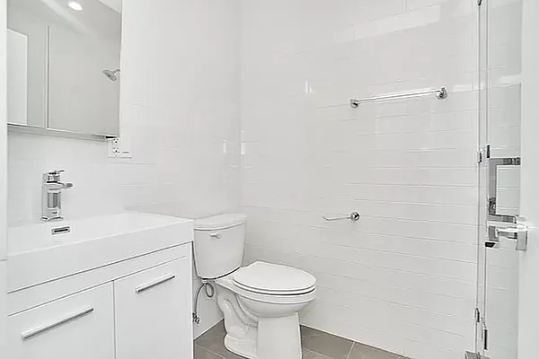 Rented by REAL New York | media 32