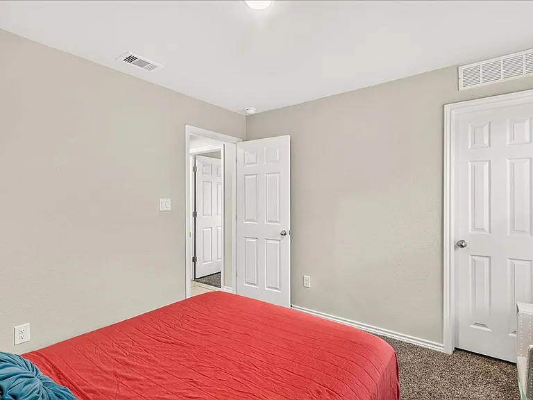 3913 Targaryen Way — Photo 25