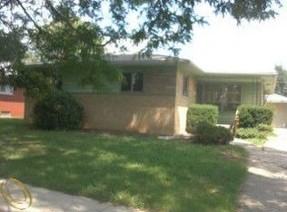 8156 Lochdale St, Dearborn Heights, MI 48127