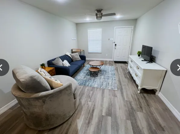 1366 S 12th St, Waco, TX 76706