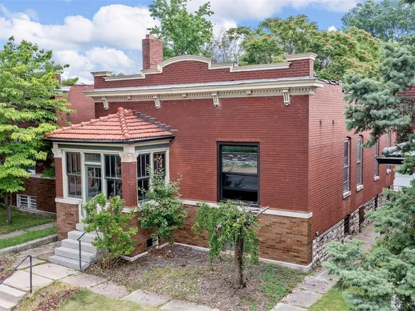4610 S Grand Blvd, Saint Louis, MO 63111