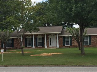 1450 Honeysuckle Rd, Dothan, AL 36305