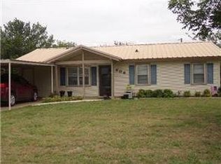 606 Roanoke Ave, Brownwood, TX 76801