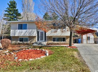 10513 S Godatia Cir, Sandy, UT 84094