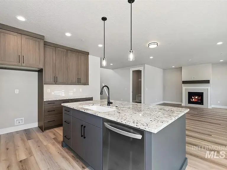578 Hidden Mill Ct — Photo 13