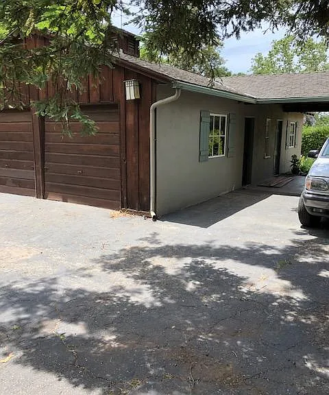 2765 Las Encinas Rd — Photo 13