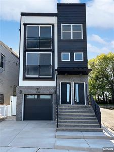 62 Hillside Ave, Newark, NJ, 07108
