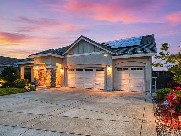 3rd image of 2259 Ranch View Dr