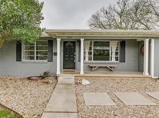 1806 Vine St, Georgetown, TX 78626