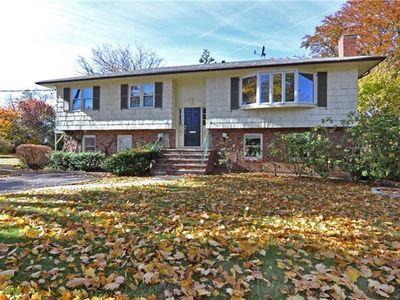 10 Hollywood Ave, Yonkers, NY, 10707