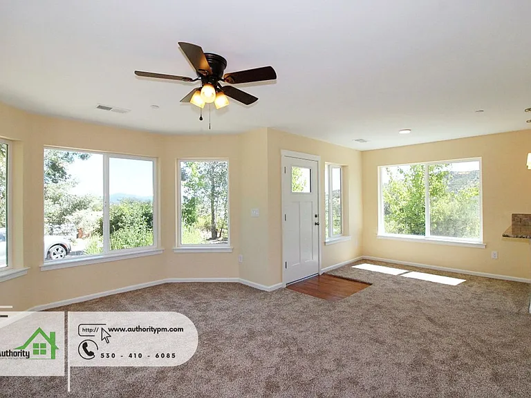 9657 Swasey Dr — Photo 7