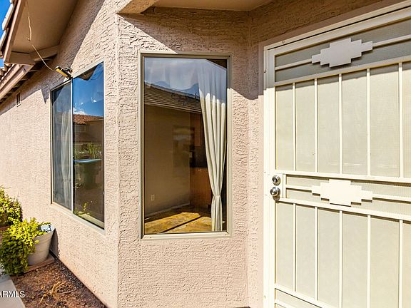 5th image of 42347 W Michaels Dr