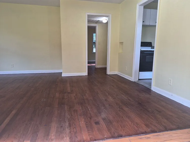 2552 Treemont St — Photo 18