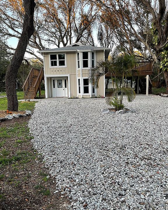 1st image of 13901 Vacation Ln