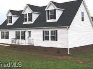 3060 Hallmark Ests, Boonville, NC 27011